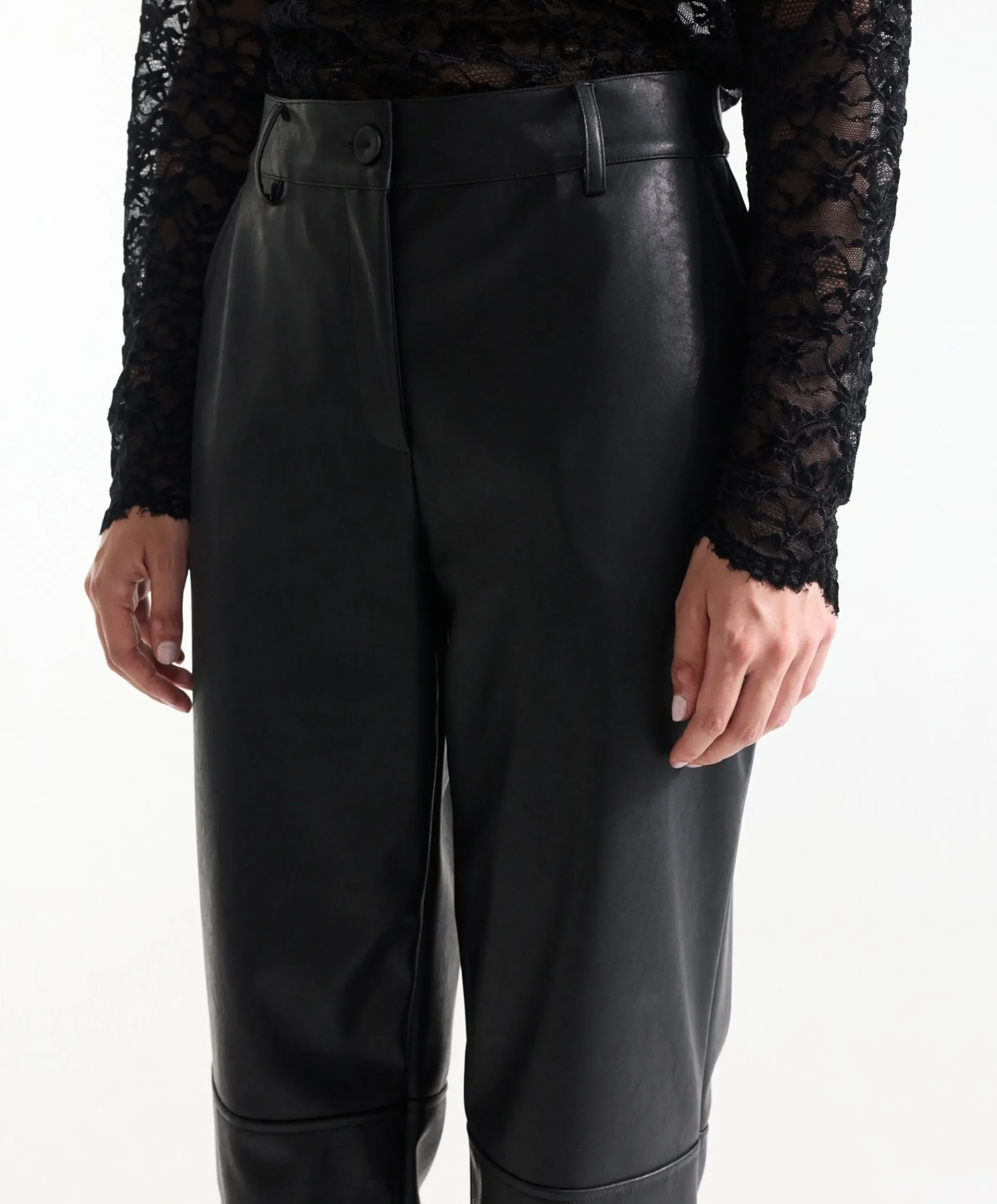 BINA pu 425 vegan leather wide fit long dames broek zwart