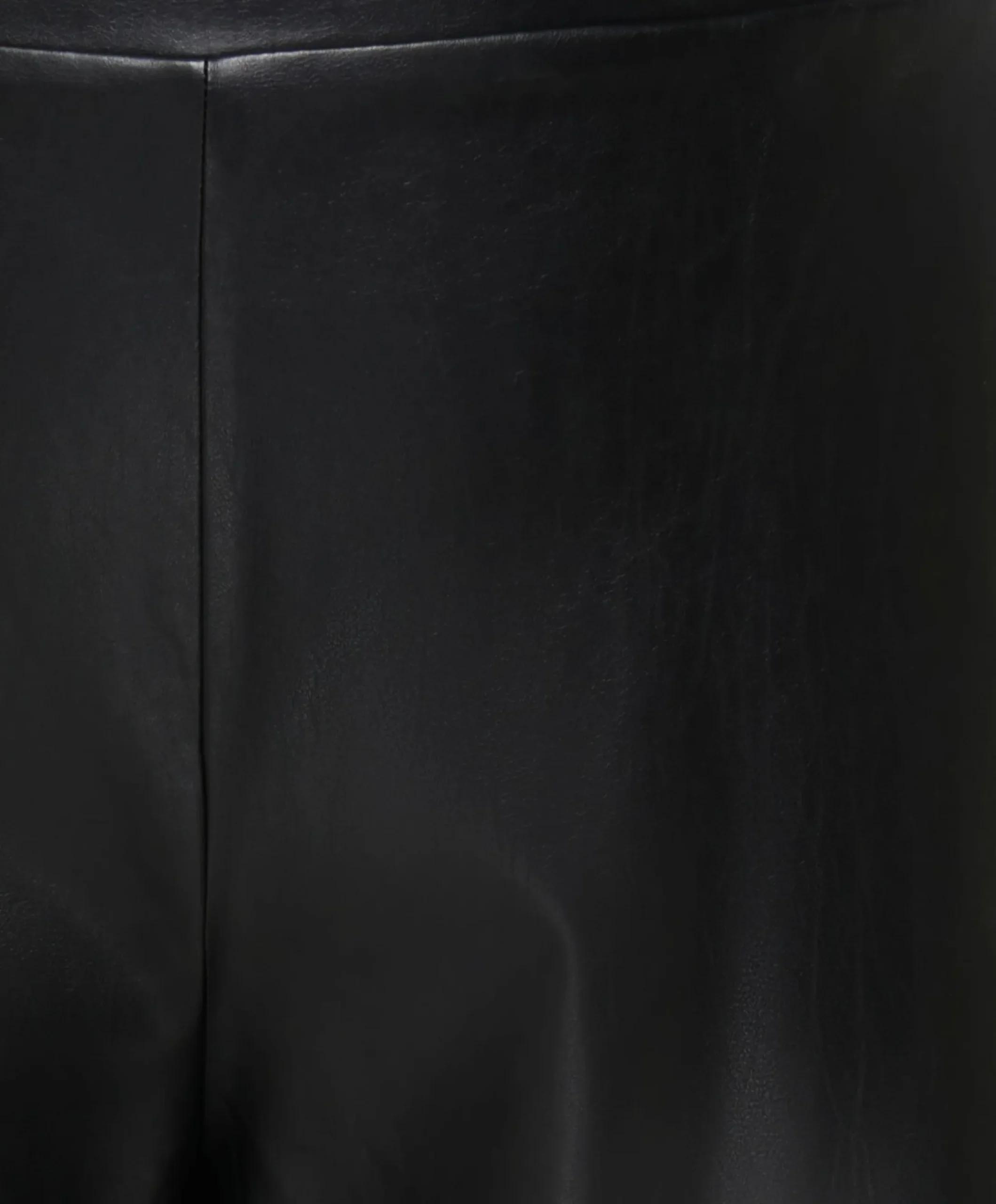 CARKARI FAUX LEATHER STRAIGHT dames plussize broek zwart