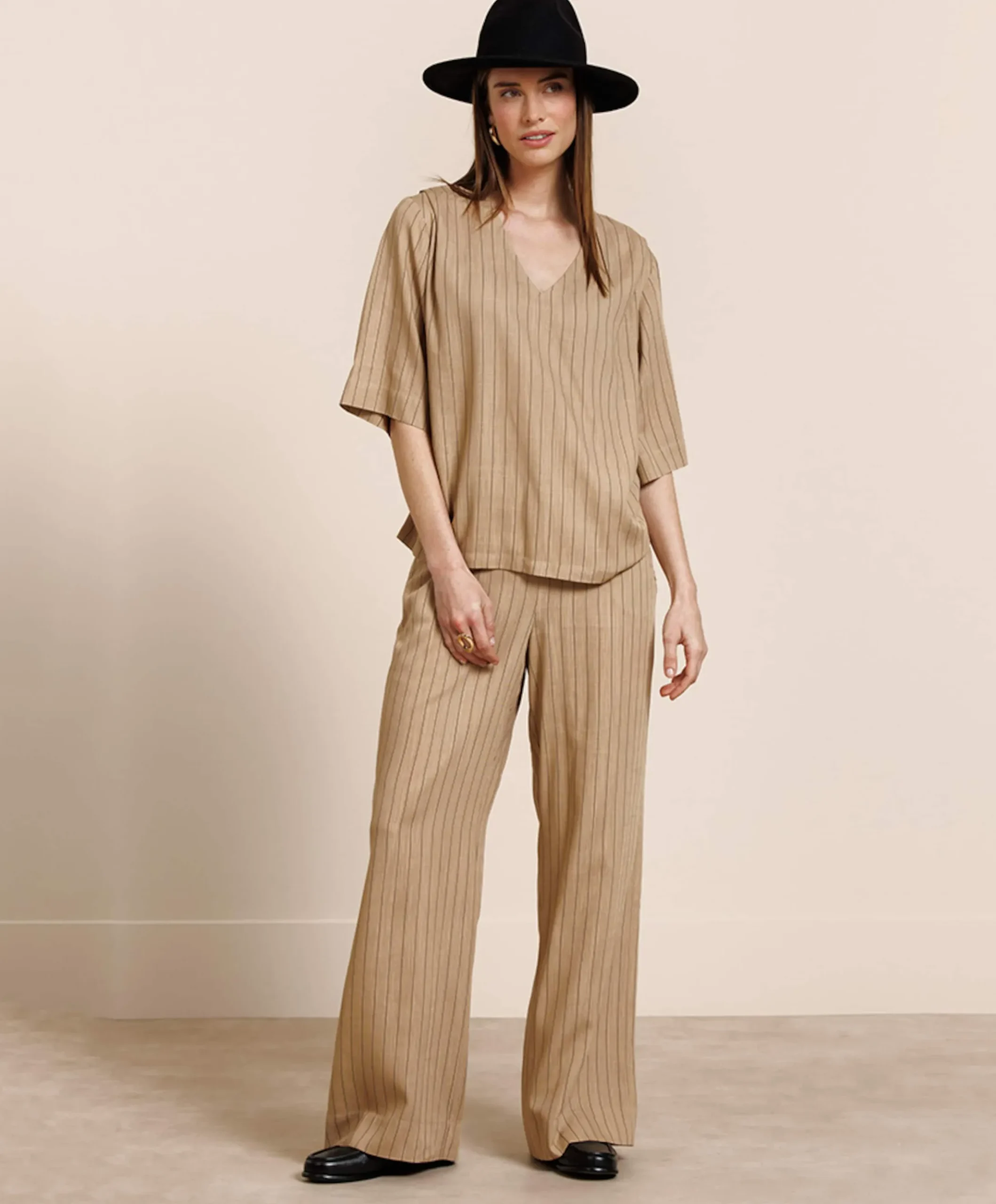 Dames blouse beige