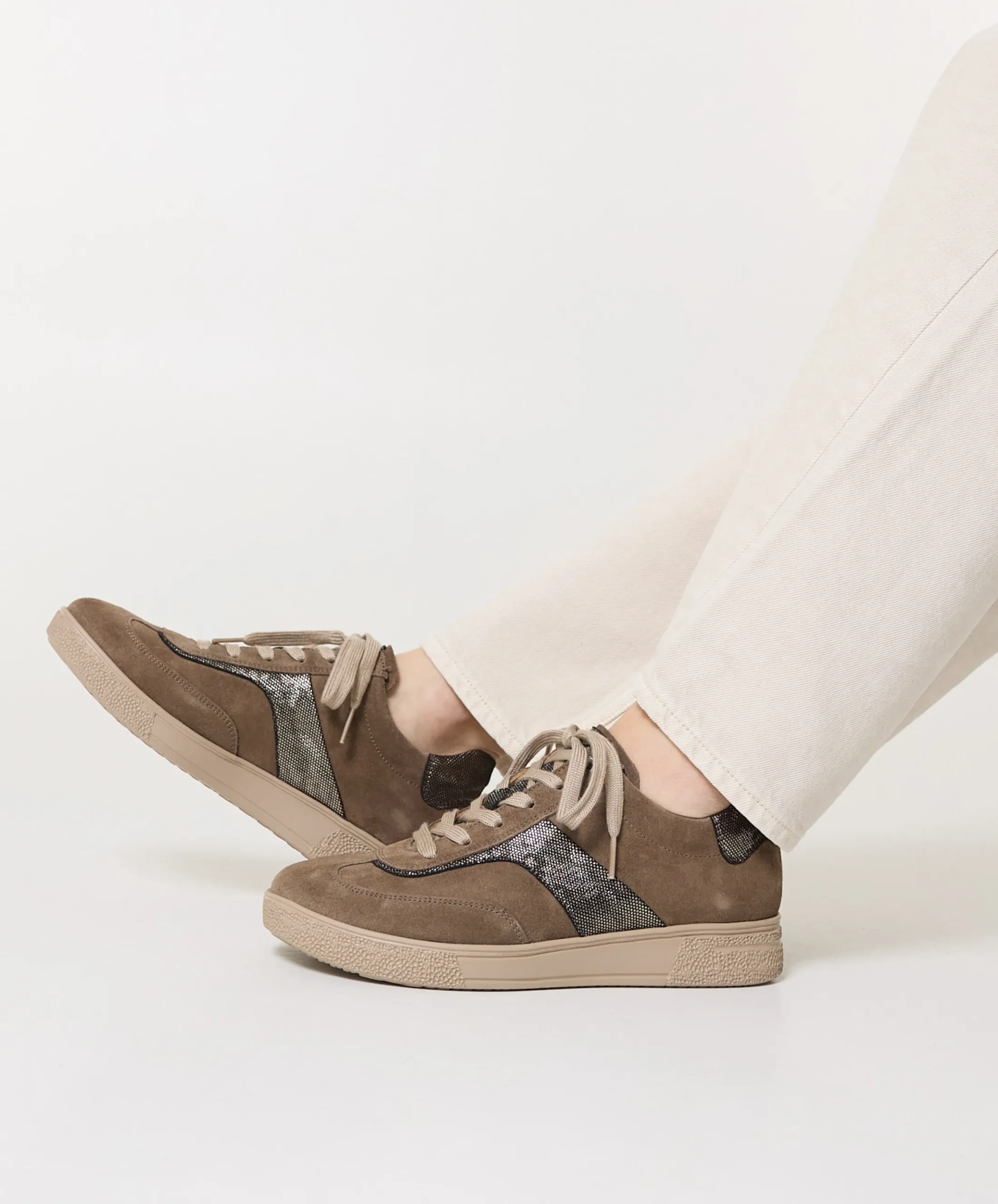 dames sneakers beige