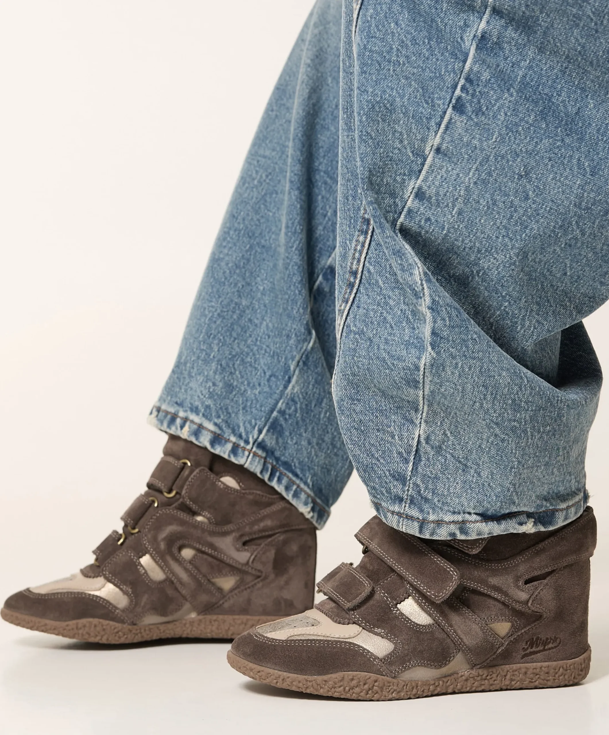 dames sneakers bruin