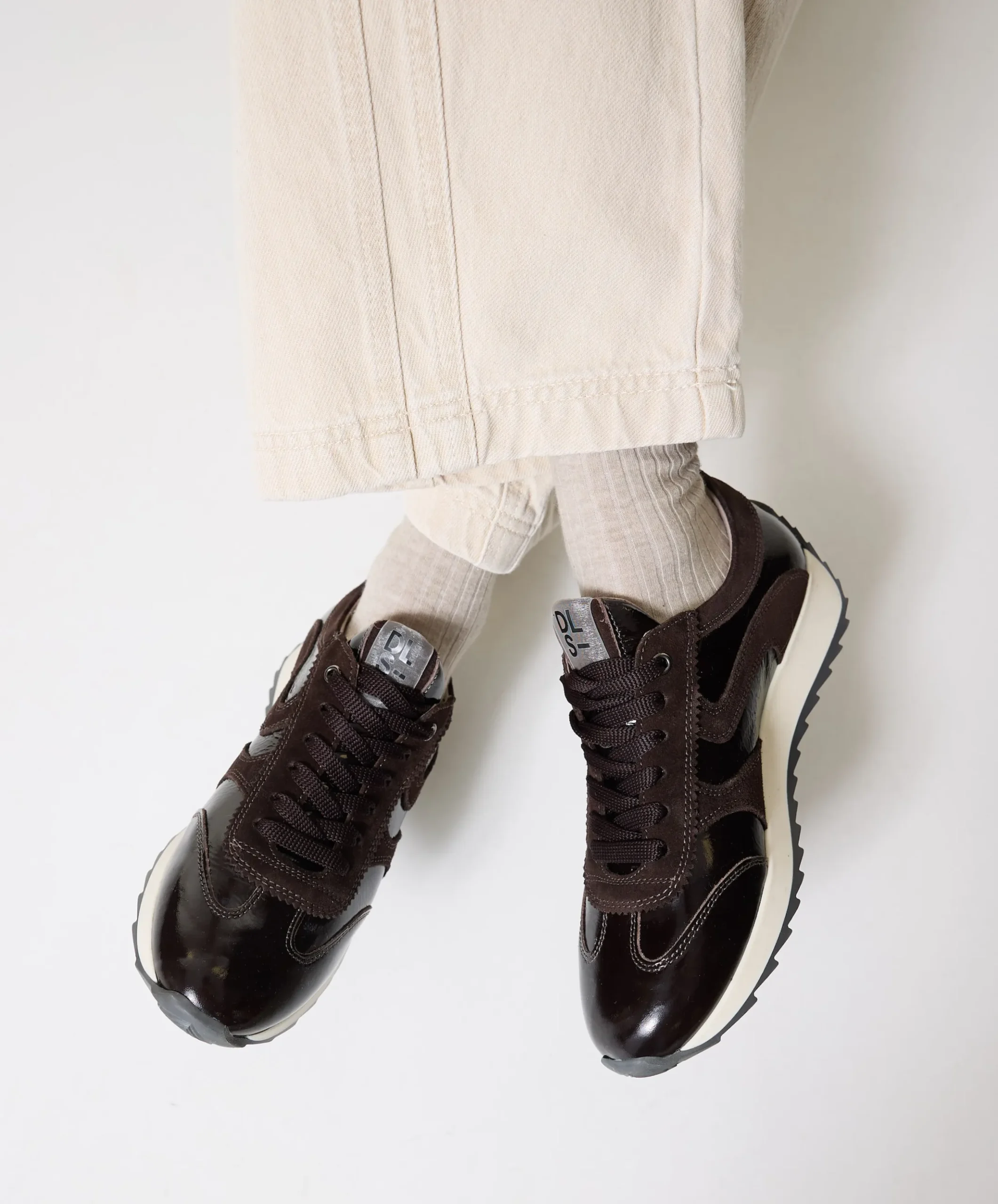 dames sneakers bruin