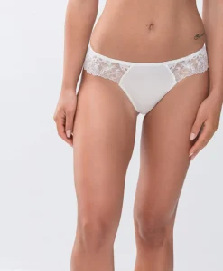 Dames string ecru