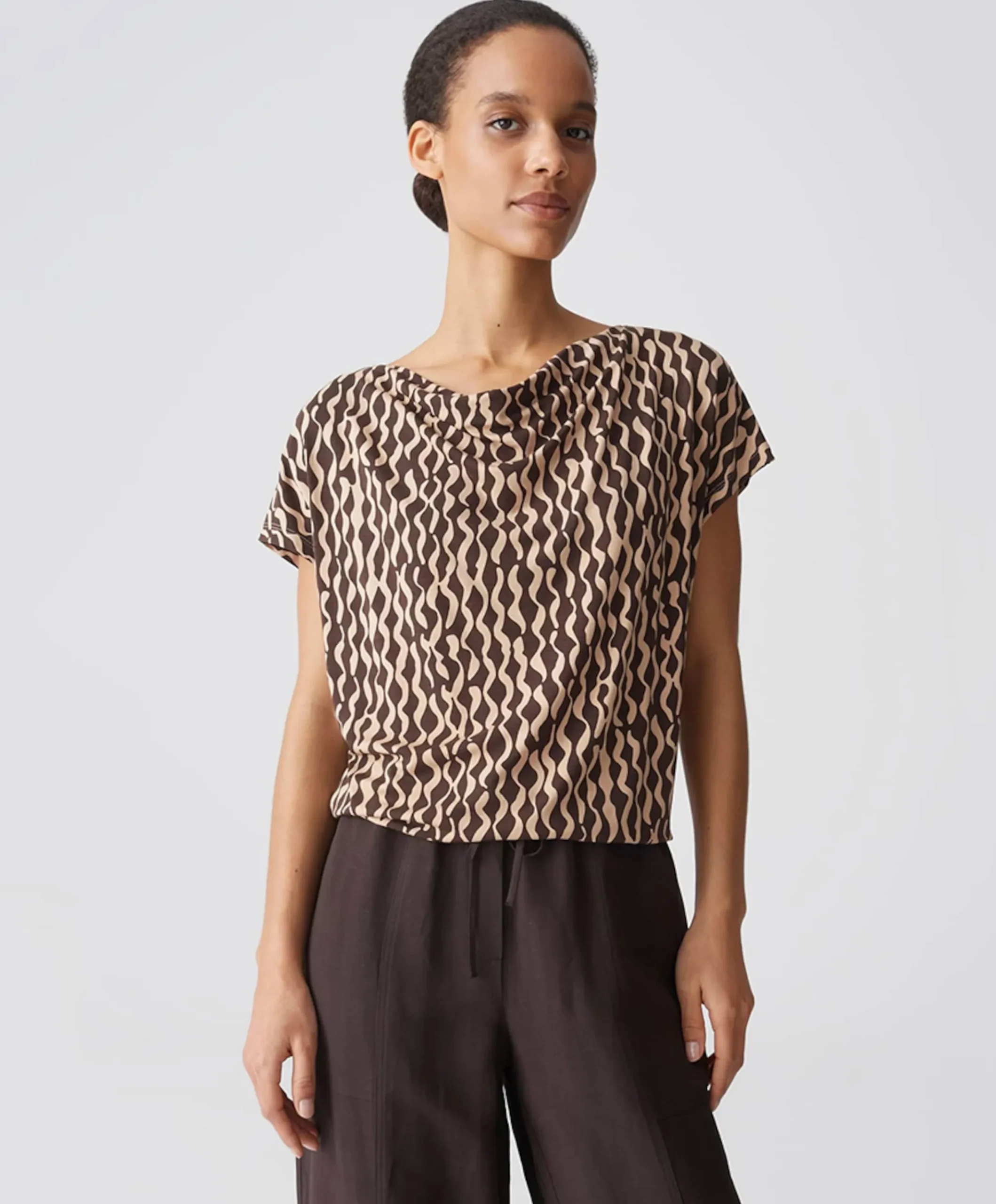 Dames T-shirt beige