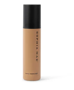 Facial tanning mist