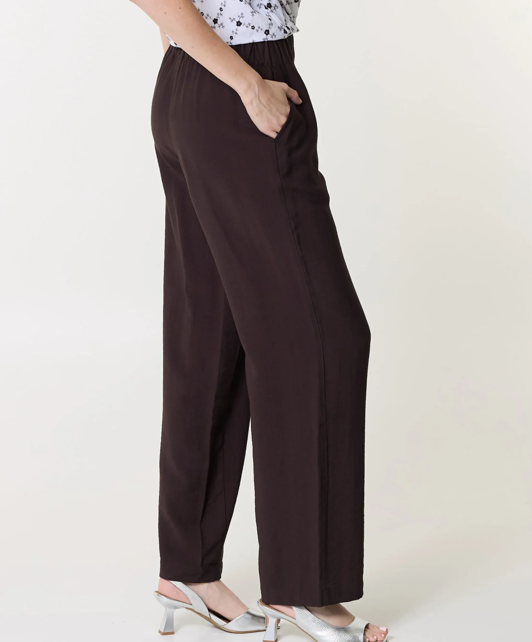 FQRIVA dames broek bruin
