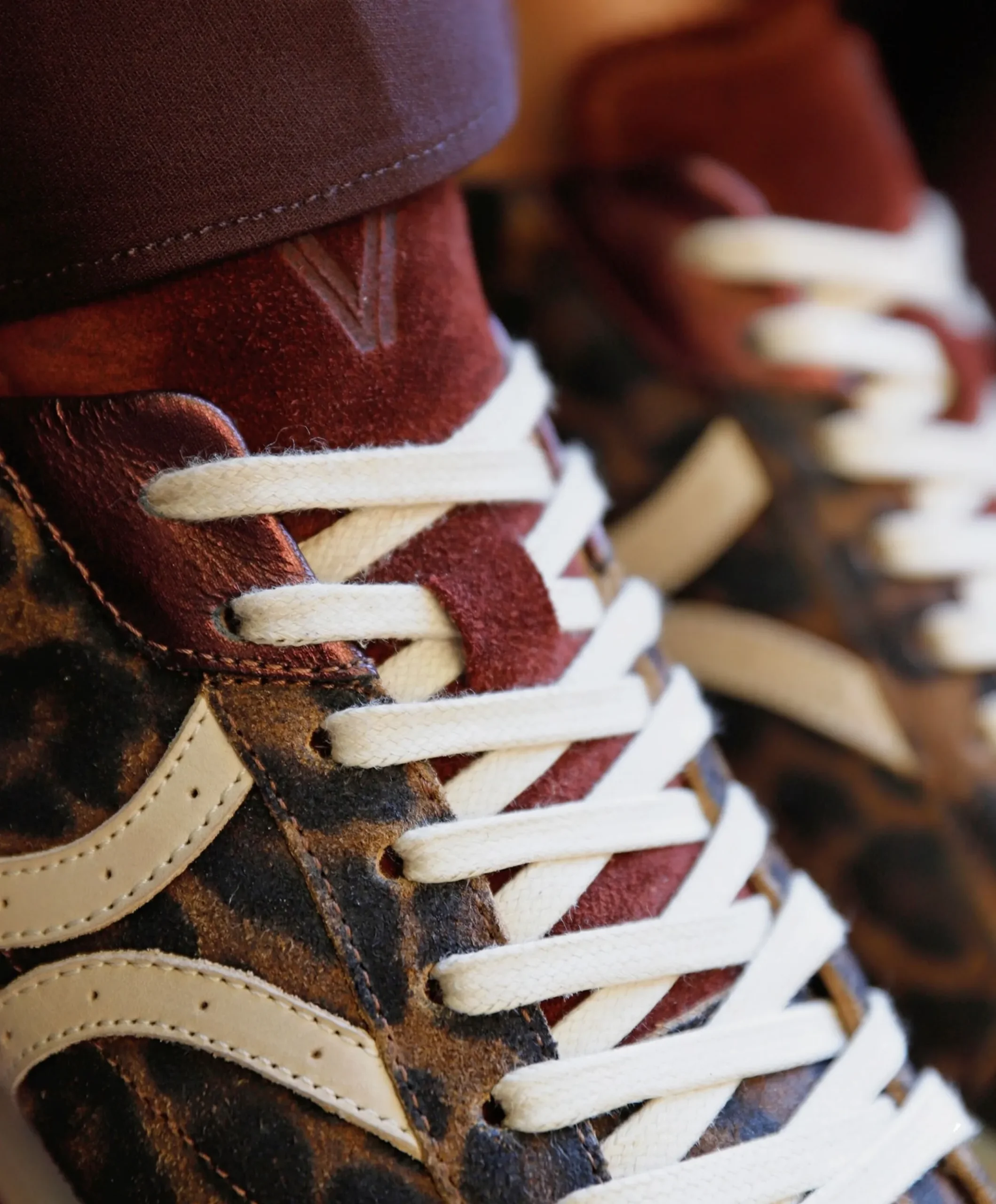 Nilla Khloe dames sneakers bruin