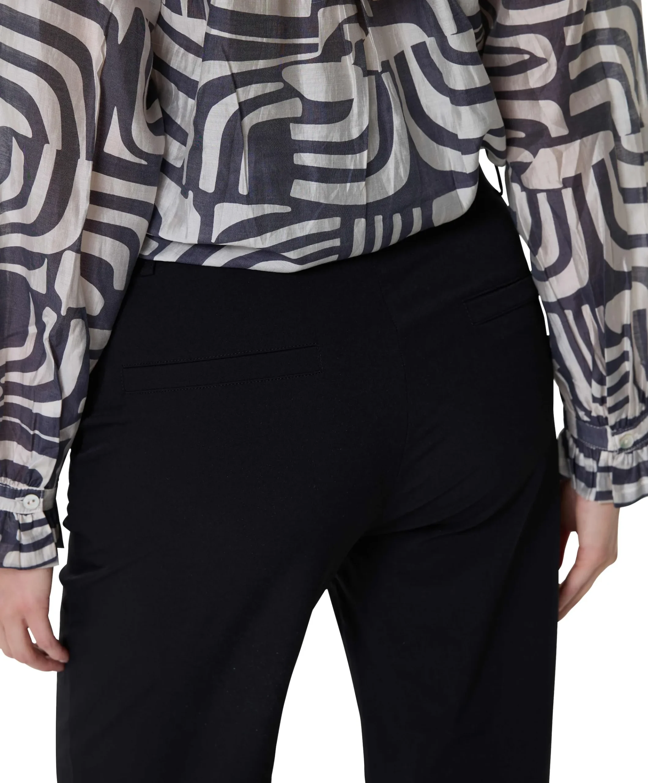 PATRICE SHORT LENGTH TRAVEL broek zwart