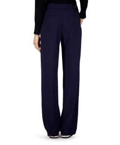 Wide leg Feminine broek blauw